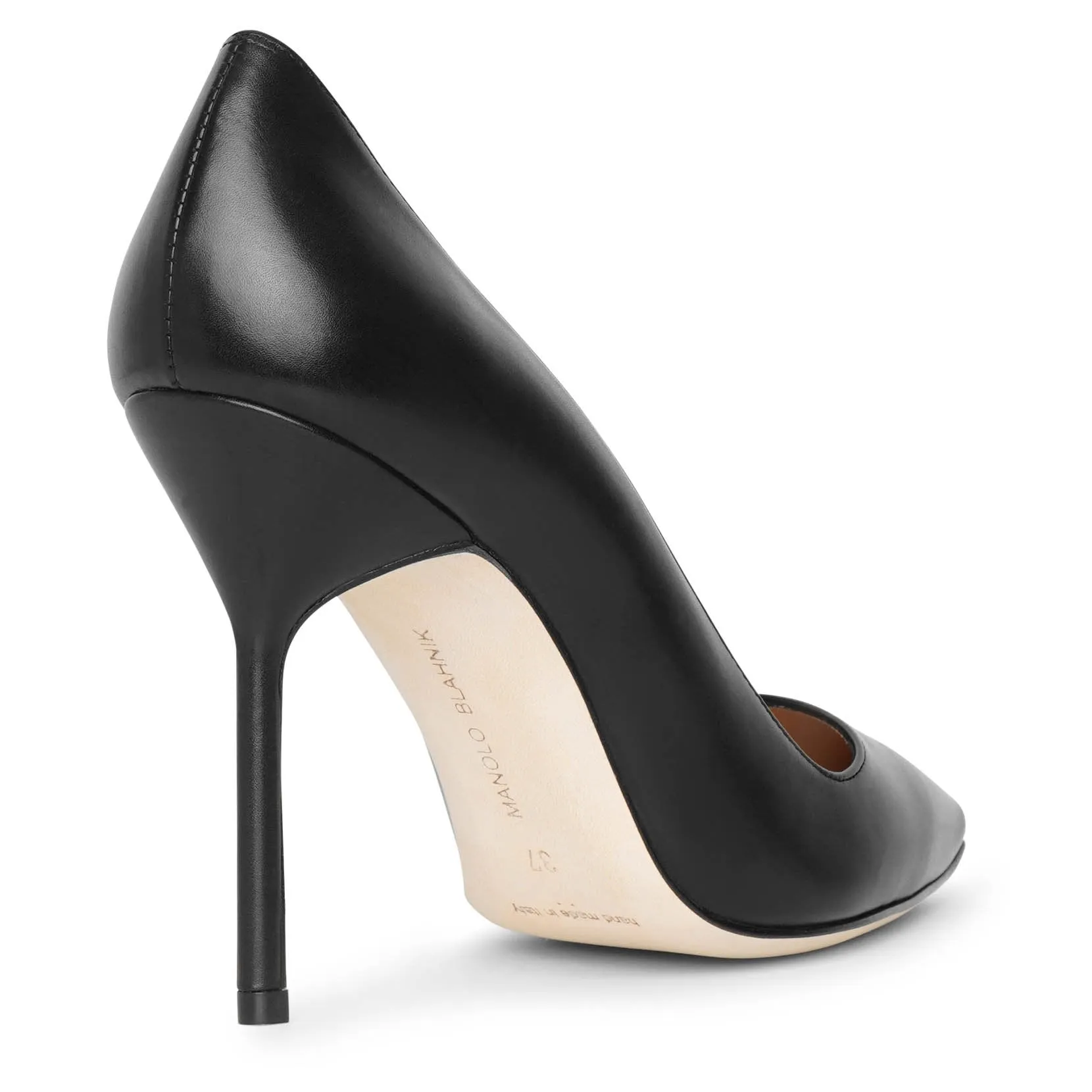 BB 105 black leather pumps