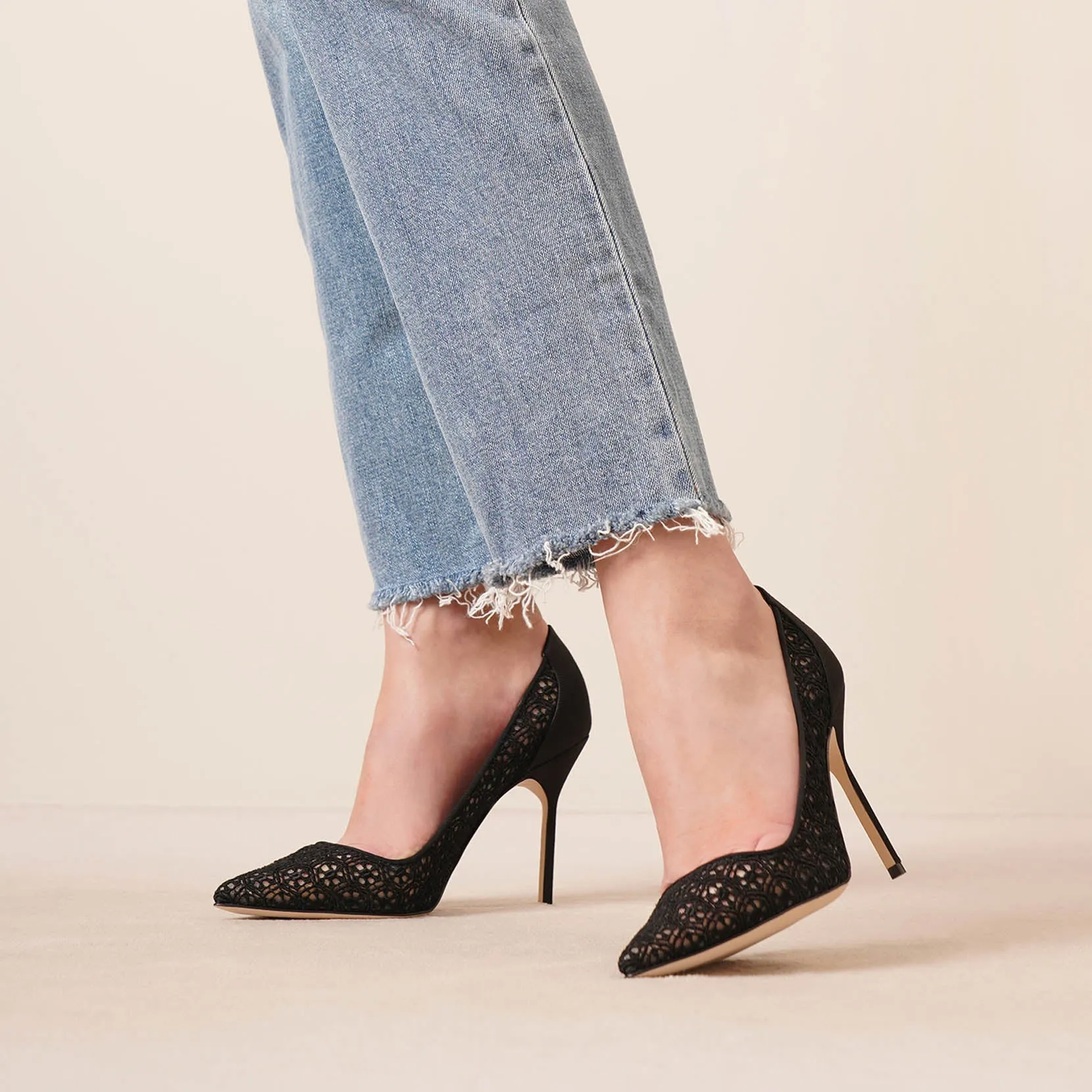 BB lace 105 black pumps