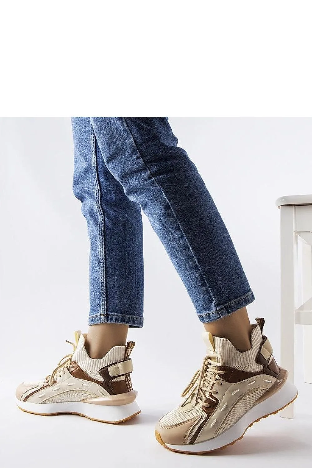 Beige sports sneakers