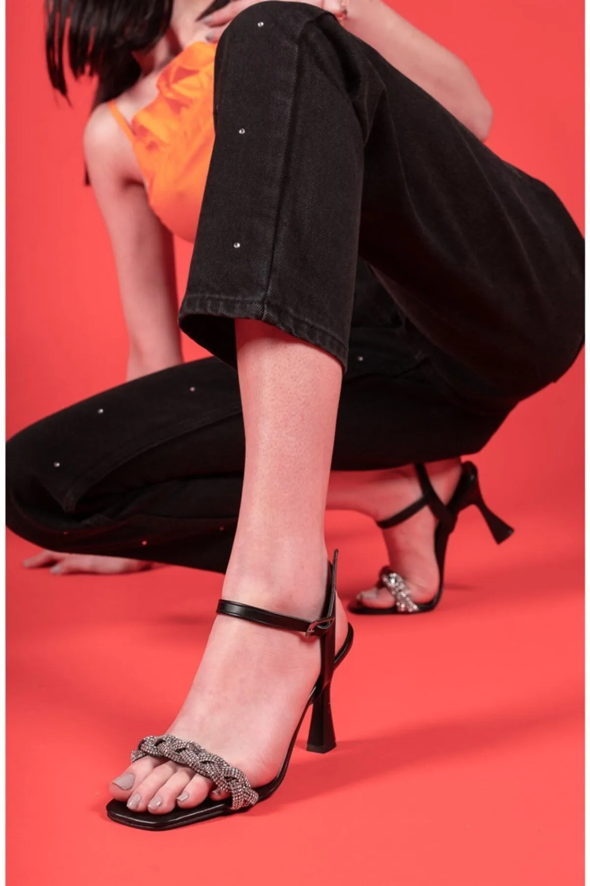 Black woman heeled sandals 00123029