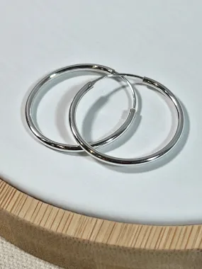 Infinity Hoop 2mm x 30mm