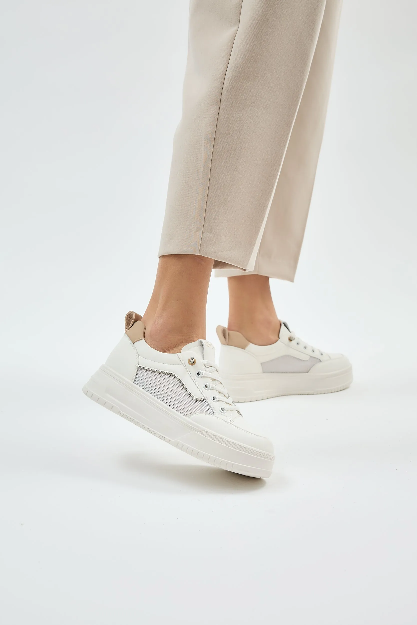 Mia Beige