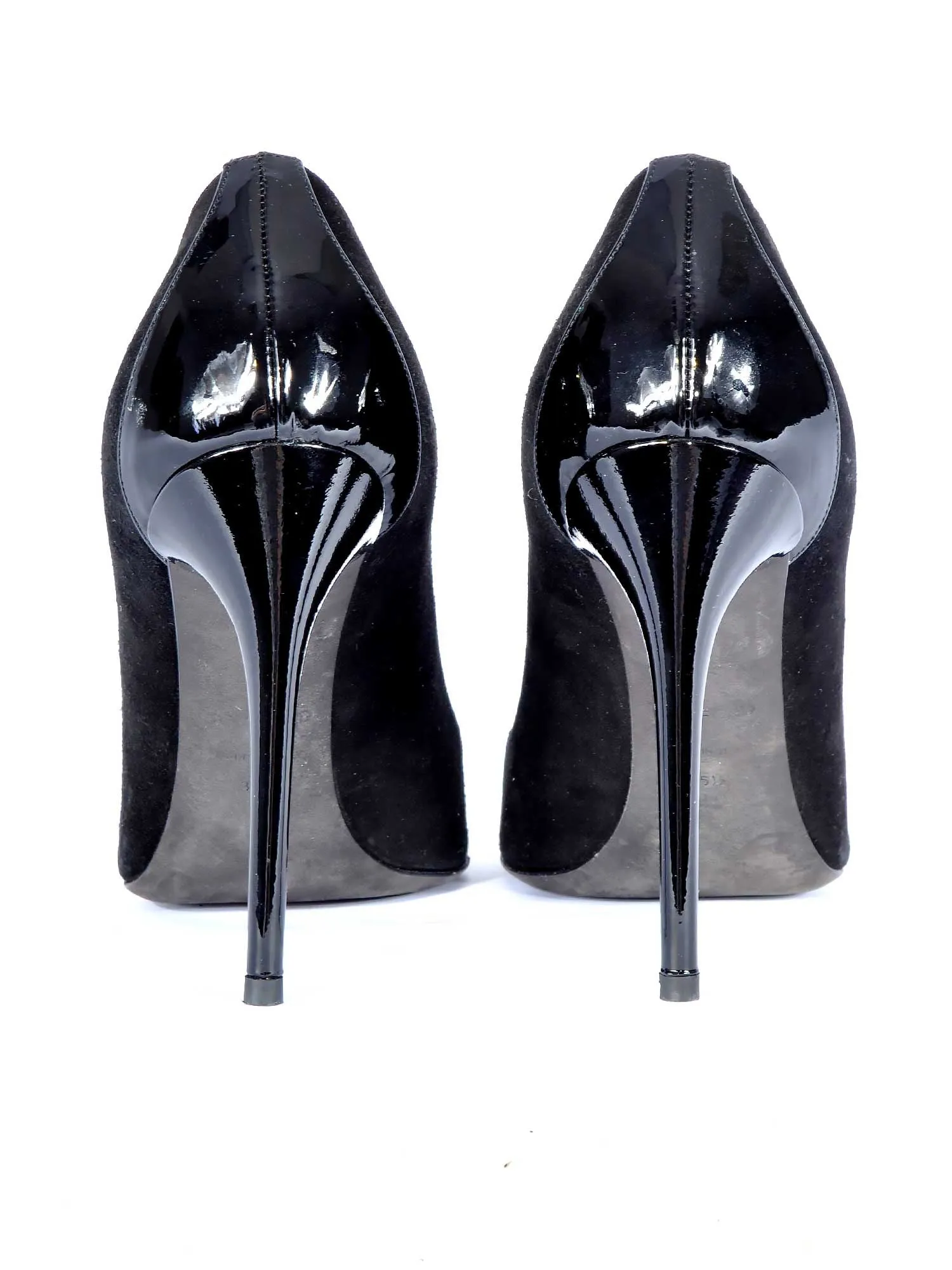 Pointed Pumps