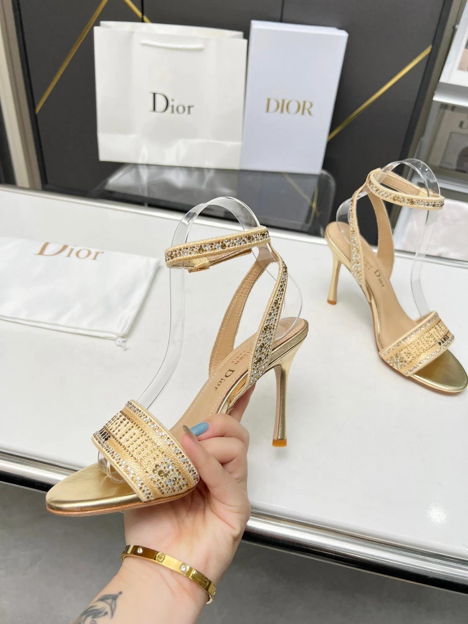 SE1107 DR Dway Heeled Sandal /  Size5-10