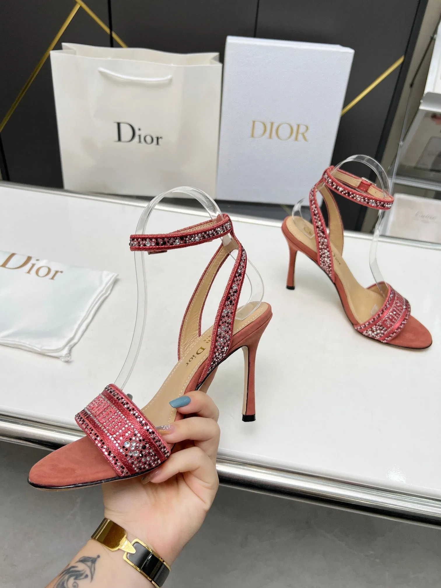SE1110 DR Dway Heeled Sandal /  Size5-10